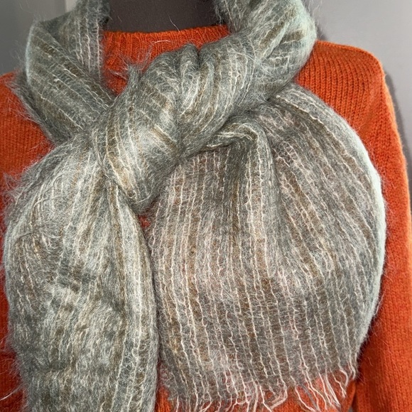 Shandon Mohair Scart - Picture 2 of 5